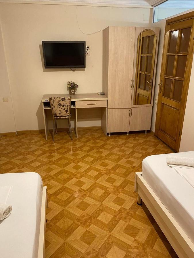 Hotel Tao Batumi Kültér fotó
