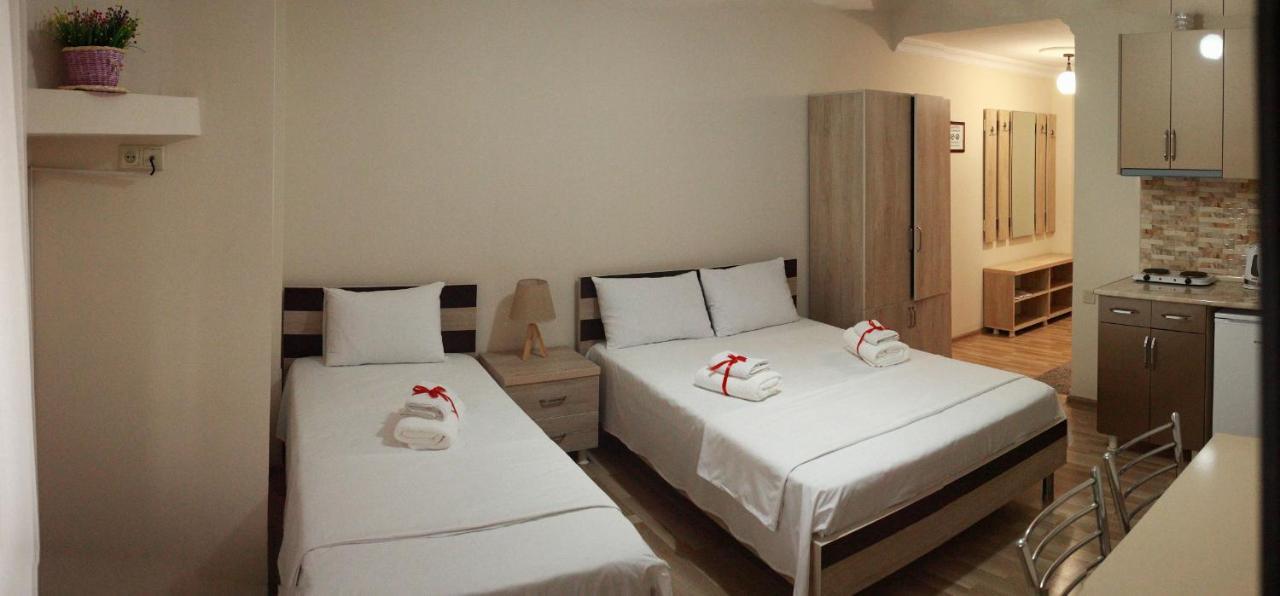 Hotel Tao Batumi Kültér fotó