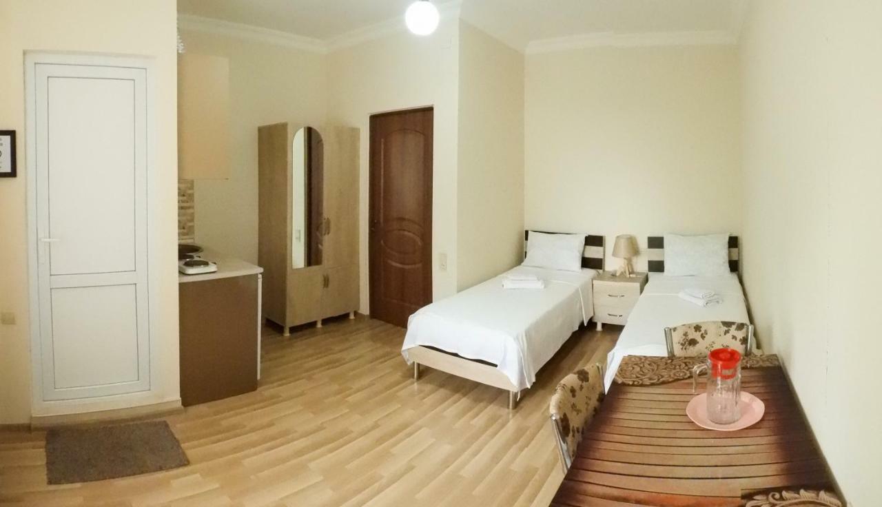 Hotel Tao Batumi Kültér fotó