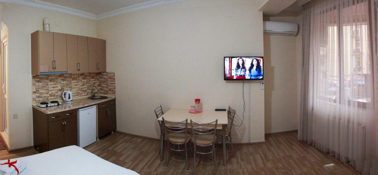 Hotel Tao Batumi Kültér fotó