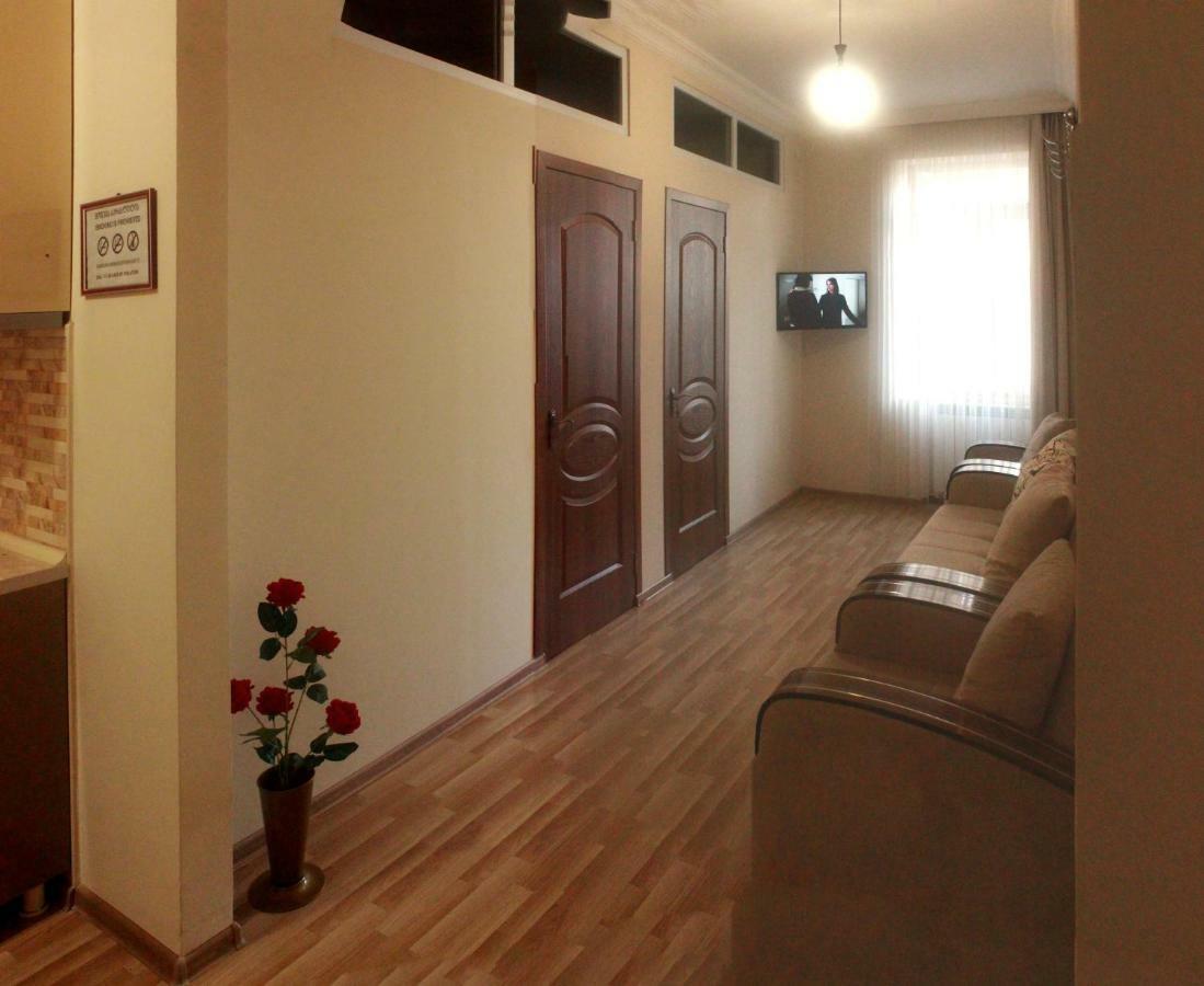 Hotel Tao Batumi Kültér fotó