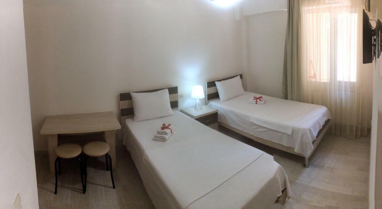 Hotel Tao Batumi Kültér fotó